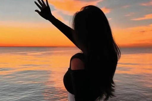 一天5个娱乐圈大瓜！男顶流骗婚骗财 林志玲自曝婚后生活