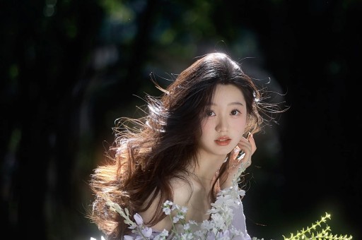 王鹤棣暗示被霸凌！沈月曝光聊天截图舆论反转王鹤棣黑历史被扒